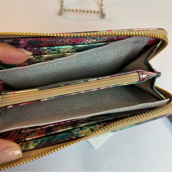 NWT Brahmin Corie Wristlet/Wallet in Shapeshifter - Picture 3 of 9